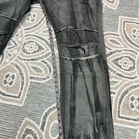 Rock Revival Men’s Jeans Size 42 Armory Biker Distressed Embroidered NWT - Picture 11 of 14